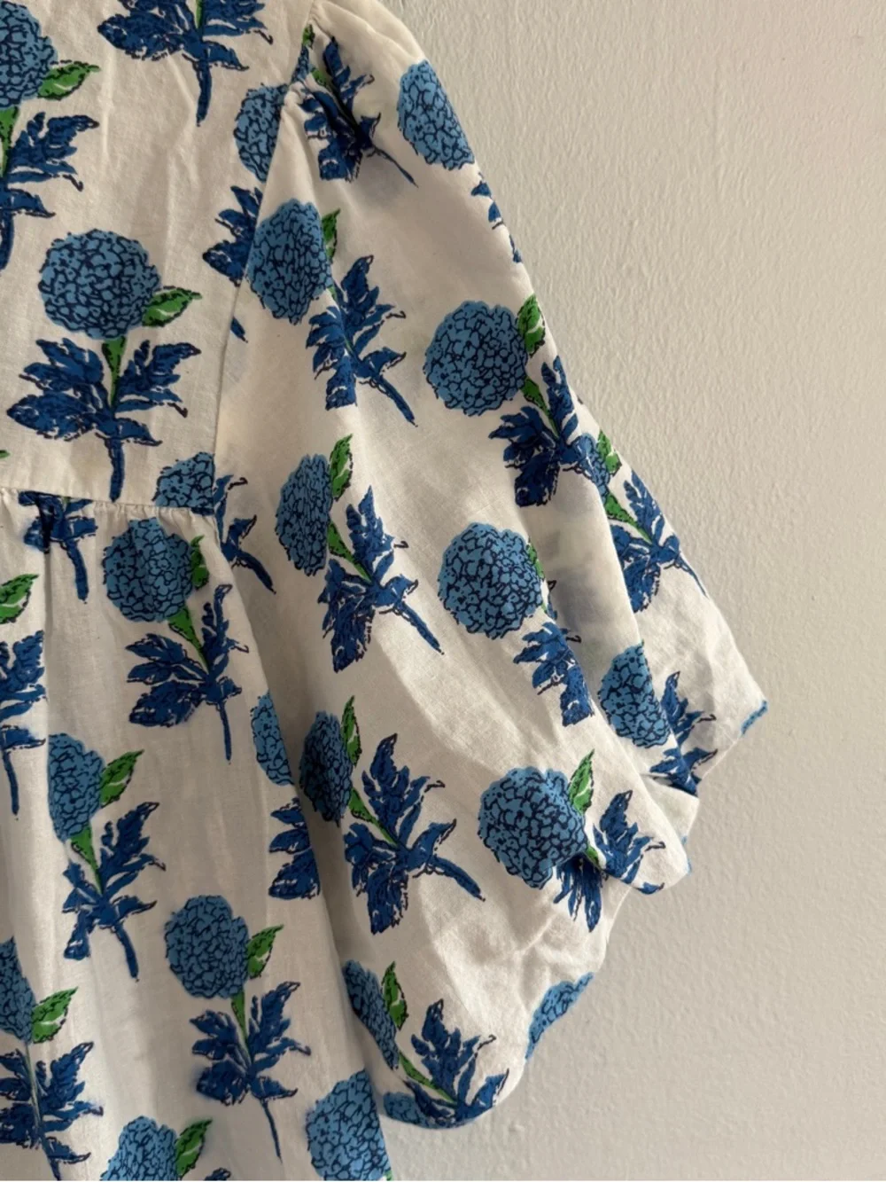 THML > Hydrangea Blouse - Picture 3 of 7